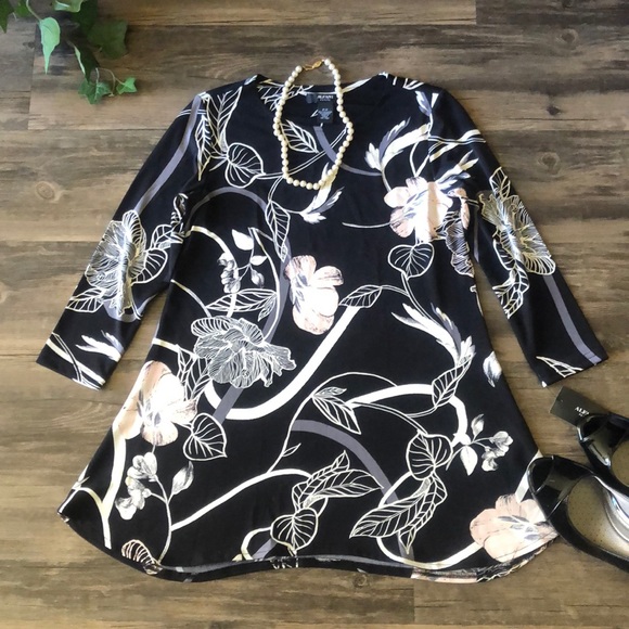 Alfani Tops - Brand New! Alfani Floral Print Blouse